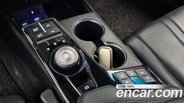 Kia K8 2022 — photo 12