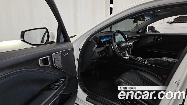 Kia K8 2022 — photo 13