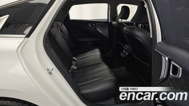 Kia K8 2022 — photo 18