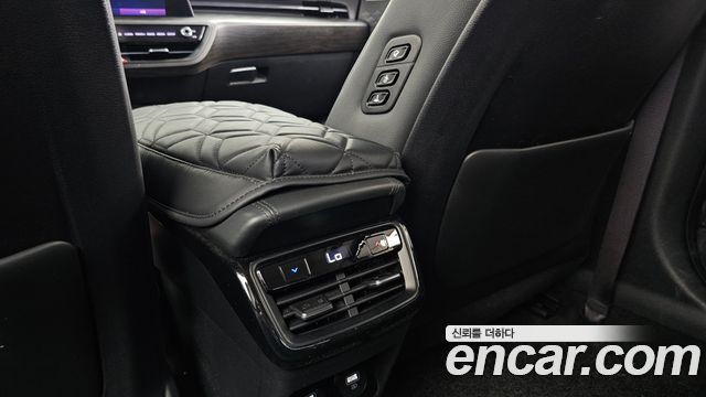 Kia K8 2022 — photo 31