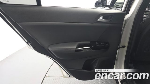 Kia Sportage 2019 — photo 15