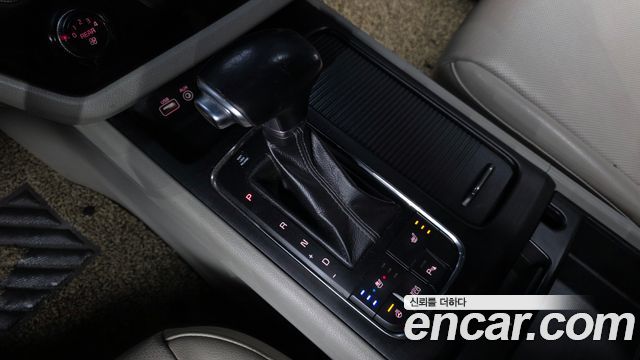 Kia Canival 2018 — photo 9