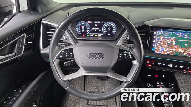 Audi Q4 e-tron 2022 — photo 19