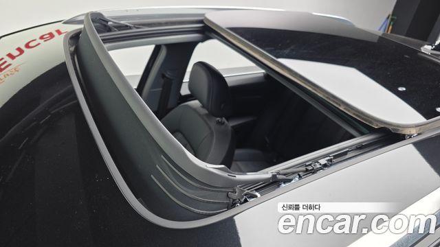 Audi Q4 e-tron 2022 — photo 25
