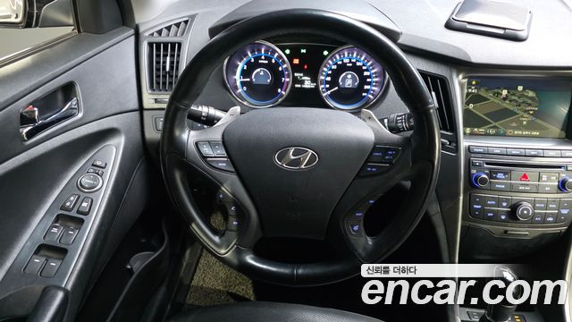 Hyundai Sonata 2014 — photo 13