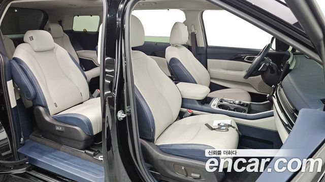 Kia Canival 2025 — photo 18