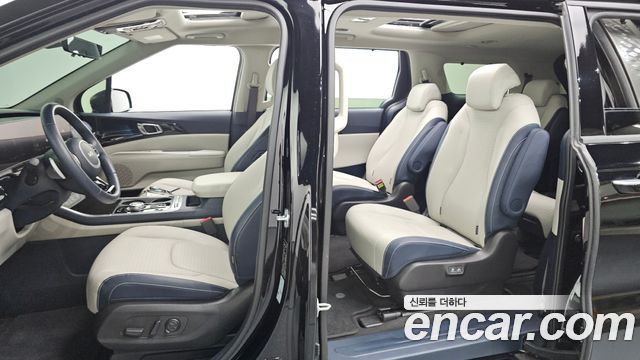 Kia Canival 2025 — photo 16