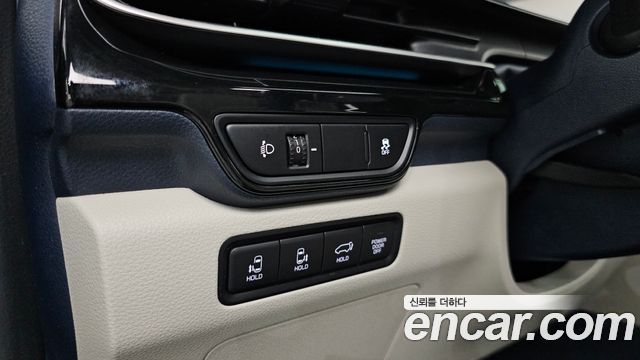 Kia Canival 2025 — photo 28