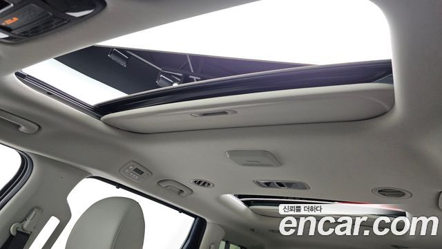 Kia Canival 2025 — photo 31
