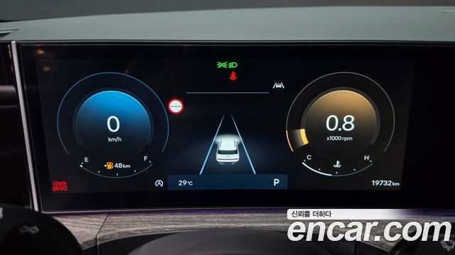 Hyundai Santafe 2024 — photo 11