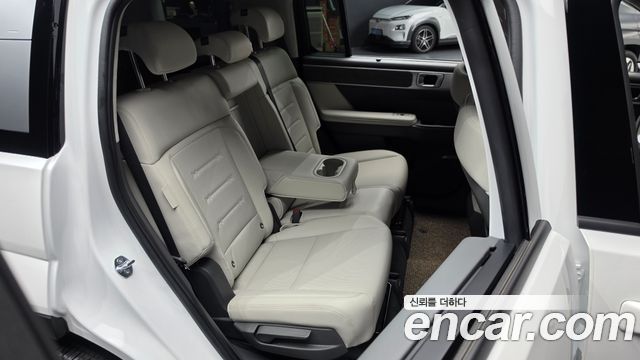 Hyundai Santafe 2024 — photo 18
