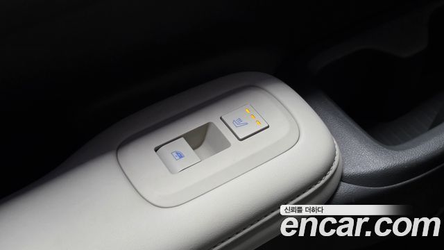 Hyundai Santafe 2024 — photo 26