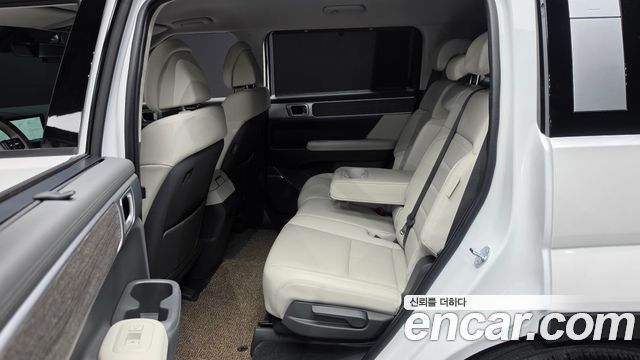 Hyundai Santafe 2024 — photo 16