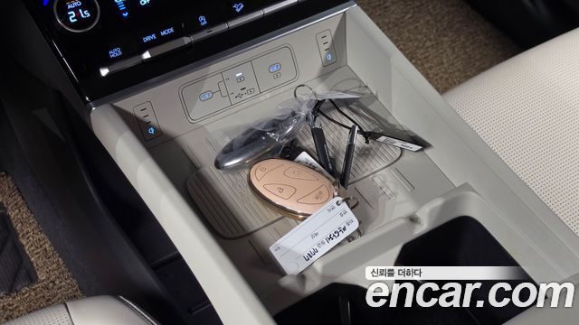 Hyundai Santafe 2024 — photo 30