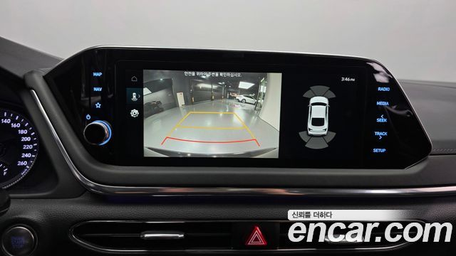 Hyundai Sonata 2022 — photo 21