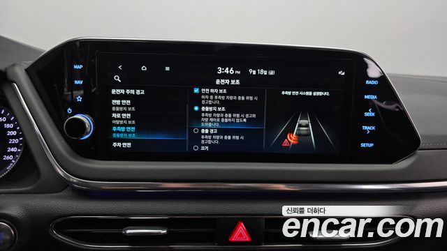 Hyundai Sonata 2022 — photo 22