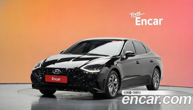 Hyundai Sonata 2022 — photo 1