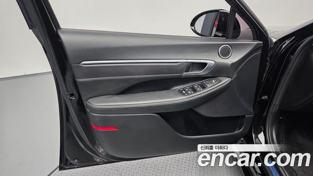 Hyundai Sonata 2022 — photo 14