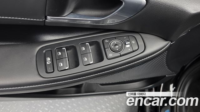Hyundai Sonata 2022 — photo 30