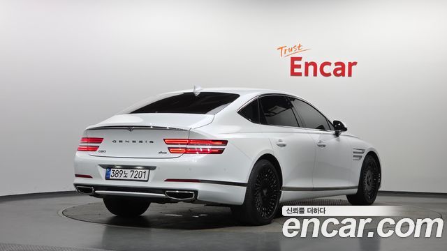 Genesis G80 2023 — photo 2