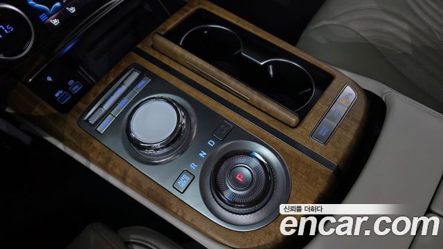 Genesis G80 2023 — photo 12