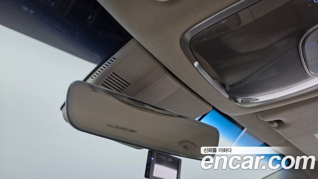 Genesis G80 2023 — photo 25