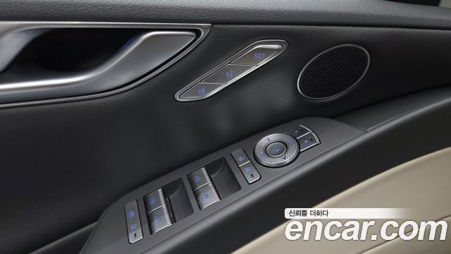 Genesis G80 2023 — photo 29