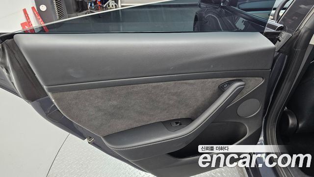 Tesla Model 3 2022 — photo 15