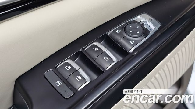 Kia Canival 2023 — photo 18