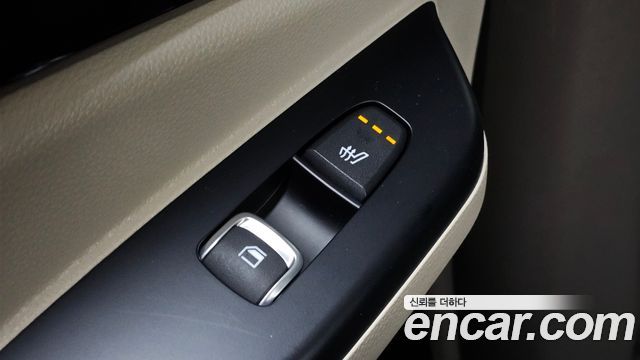 Kia Canival 2023 — photo 19