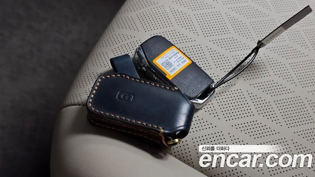 Kia Canival 2023 — photo 20