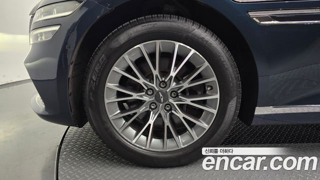 Genesis G80 2023 — photo 5