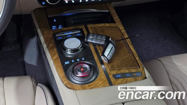 Genesis G80 2023 — photo 9