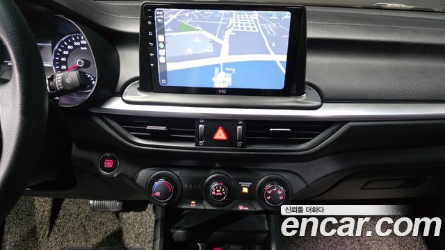 Kia K3 2022 — photo 20