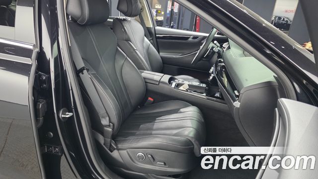 Genesis G80 2022 — photo 17