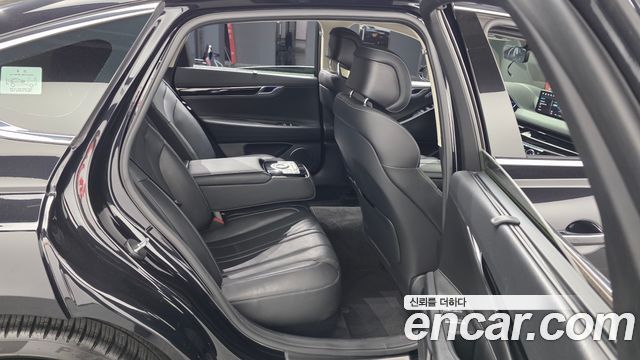 Genesis G80 2022 — photo 18