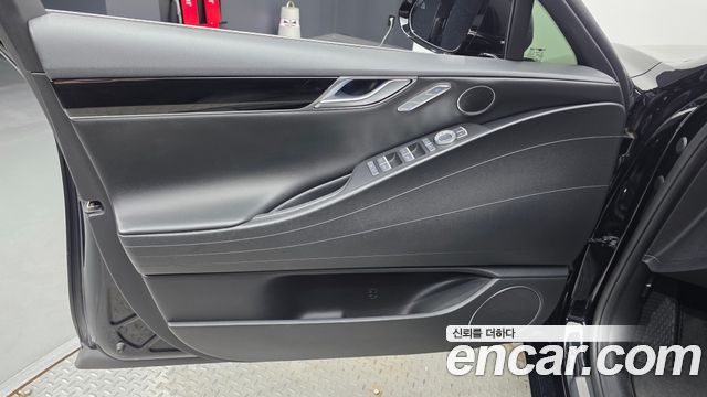 Genesis G80 2022 — photo 14