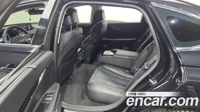 Genesis G80 2022 — photo 16