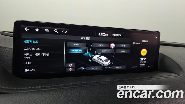 Genesis G80 2022 — photo 30