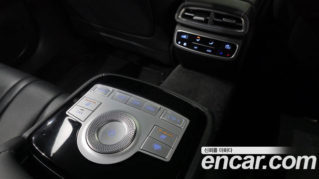 Genesis G80 2022 — photo 31