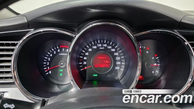 Kia K5 2013 — photo 8