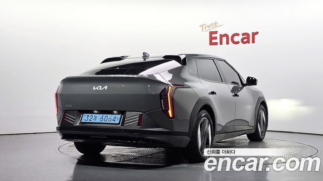 Kia EV4 2026 — photo 2