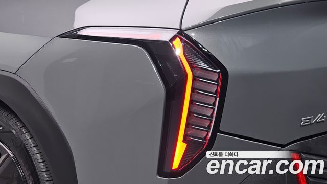 Kia EV4 2026 — photo 9