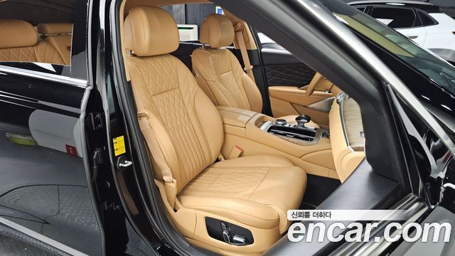 Kia K9 2022 — photo 13