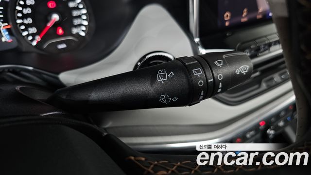 Jeep Compass 2022 — photo 27