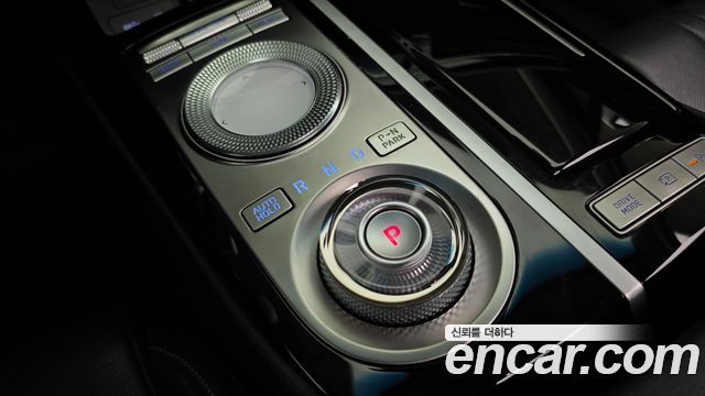 Genesis G80 2022 — photo 9