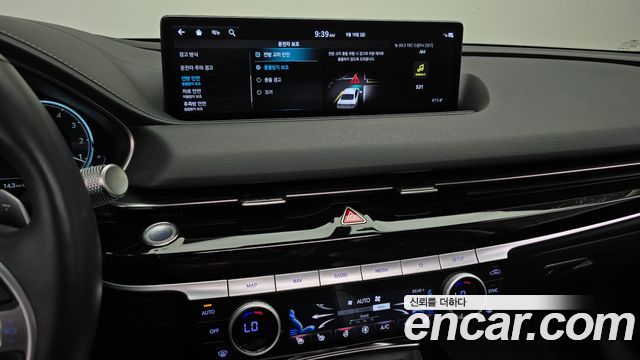 Genesis G80 2022 — photo 14