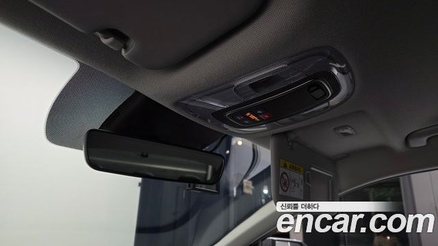 Hyundai AVANTE 2025 — photo 18