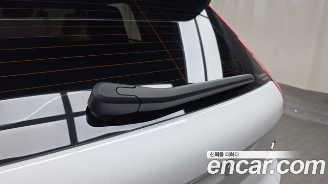 Volvo XC40 2021 — photo 27