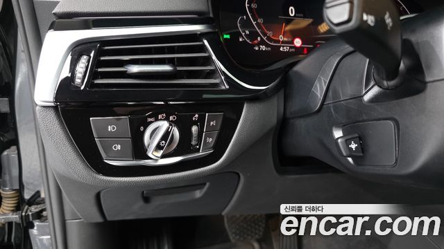 BMW Gran Turismo 2020 — photo 29